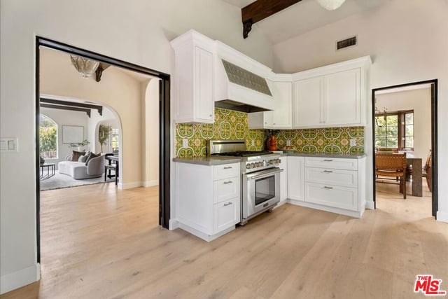 3249 Bennett Drive, Los Angeles, CA 90068 — photo 18 of 49