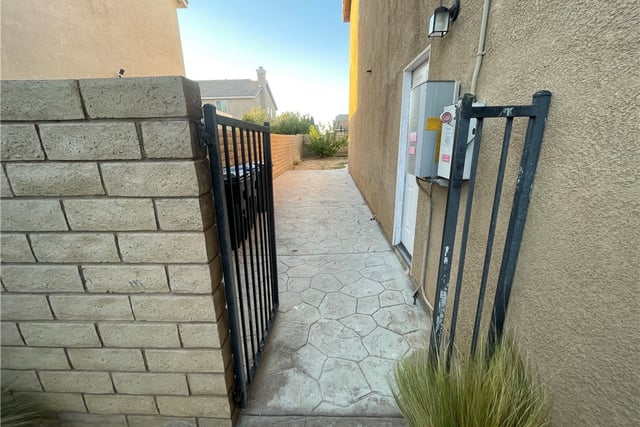 3303 Arious, Lancaster, CA 93536 — photo 20 of 24