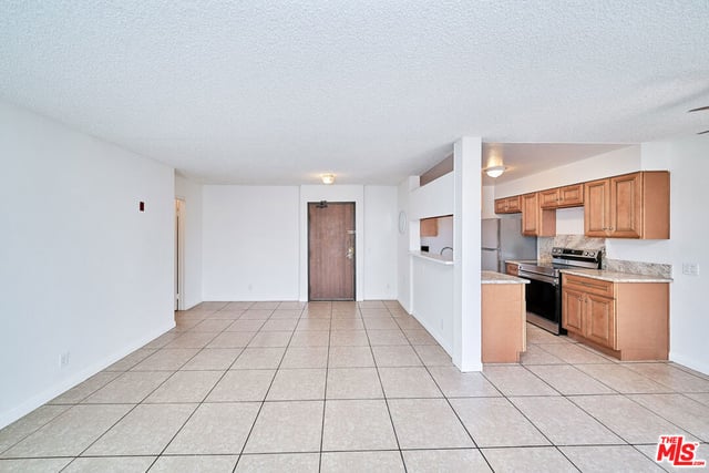 20234 Cantara Street 229, Winnetka, CA 91306 — photo 4 of 11