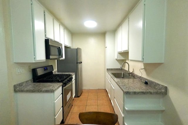 1566 Pine Ave 103A, Long Beach, CA 90813 — photo 4 of 15