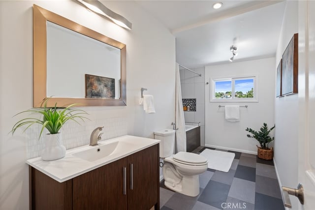 1662 Rotary, Los Angeles, CA 90026 — photo 14 of 42