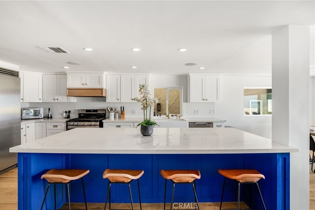 1505 Ocean Drive, Oxnard, CA 93035 — photo 12 of 60