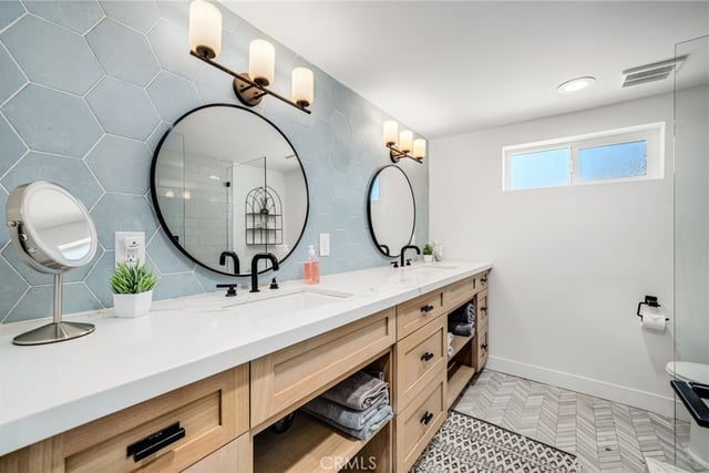 1505 Ocean Drive, Oxnard, CA 93035 — photo 31 of 60