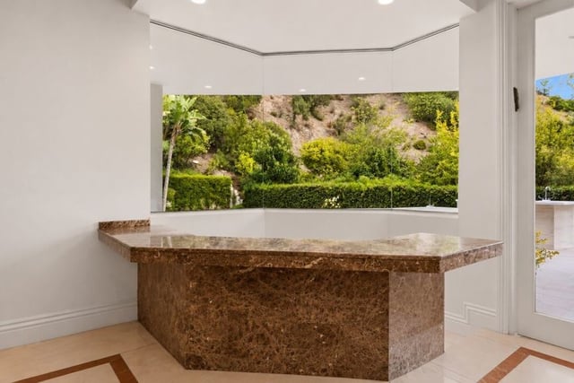 1856 Loma Vista Drive, Beverly Hills, CA 90210 — photo 24 of 69