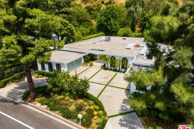1856 Loma Vista Drive, Beverly Hills, CA 90210 — photo 3 of 69