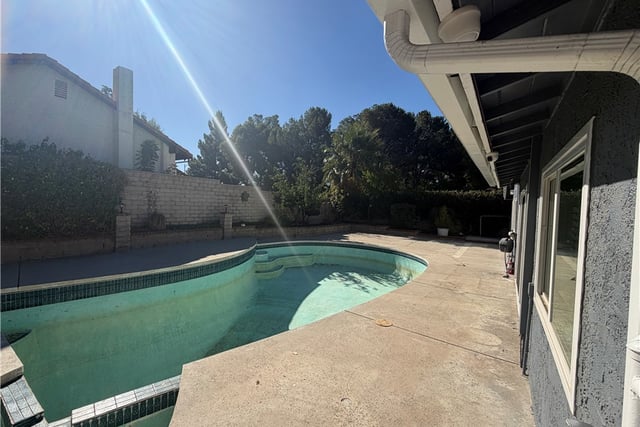 17350 Angelaine, Los Angeles, CA 91344 — photo 4 of 18