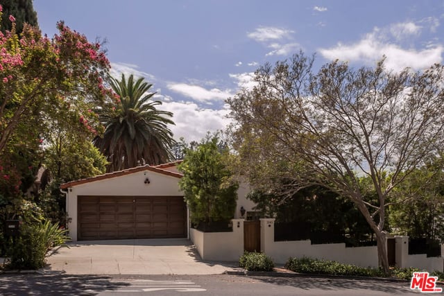 3145 La Suvida Drive, Los Angeles, CA 90068 — photo 2 of 27