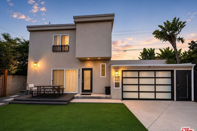5705 West Blvd, Los Angeles, CA 90043 — photo 2 of 31