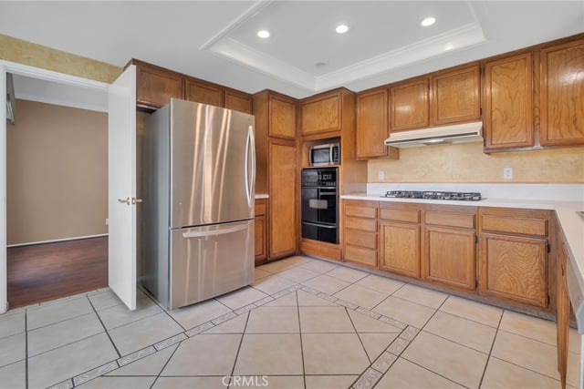 32 Rising Hill Road, Pomona, CA 91766 — photo 13 of 46