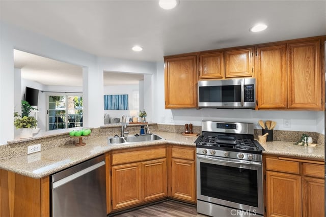 6604 Clybourn 29, Los Angeles, CA 91606 — photo 14 of 36
