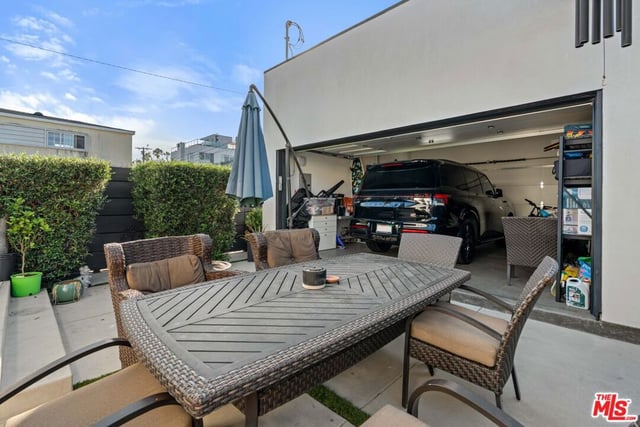 801 Howard Street, Los Angeles, CA 90292 — photo 23 of 27