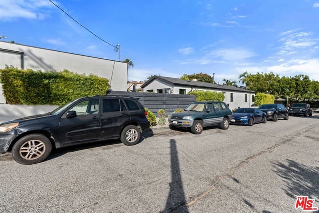 801 Howard Street, Los Angeles, CA 90292 — photo 26 of 27
