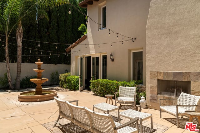 5315 Louise Avenue, Los Angeles, CA 91316 — photo 27 of 55