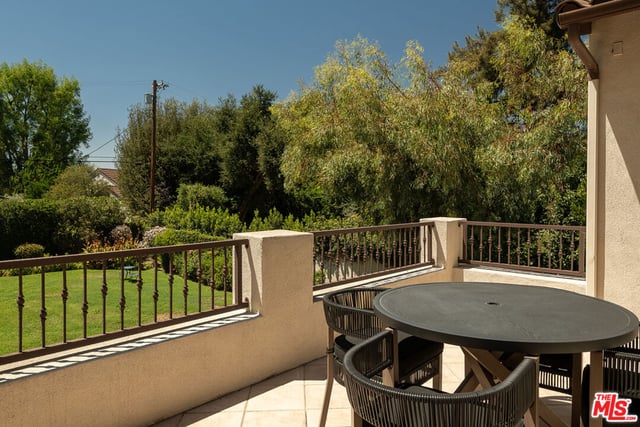 5315 Louise Avenue, Los Angeles, CA 91316 — photo 39 of 55