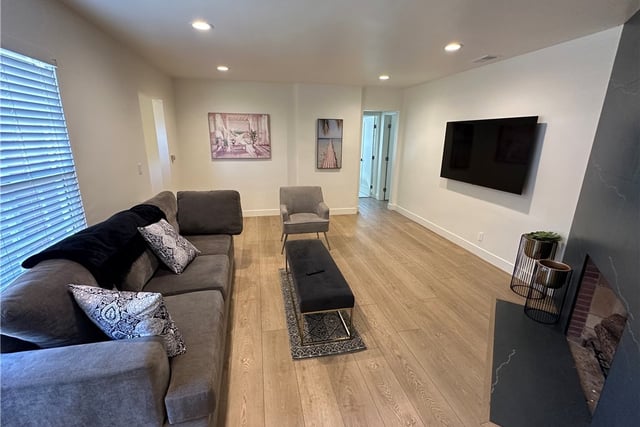 2303 Amherst, Los Angeles, CA 90064 — photo 8 of 48