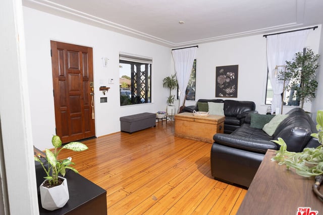2813 S Bentley Avenue, Los Angeles, CA 90064 — photo 10 of 30