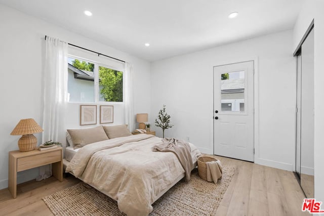 5822 Saloma Avenue, Sherman Oaks, CA 91411 — photo 14 of 28