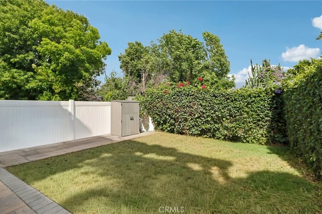 6921 Kian Court, Van Nuys, CA 91406 — photo 11 of 40
