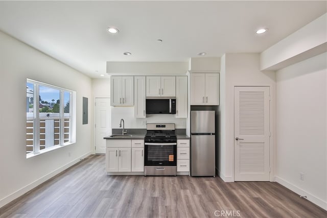 6836 Whitman Avenue, Van Nuys, CA 91406 — photo 35 of 62