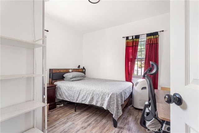 433 W 55th, Los Angeles, CA 90037 — photo 16 of 38