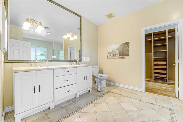 22450 Collins, Woodland Hills, CA 91367 — photo 25 of 39