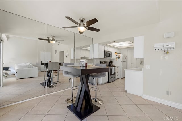 18408 Hatteras Street, Tarzana, CA 91356 — photo 21 of 38