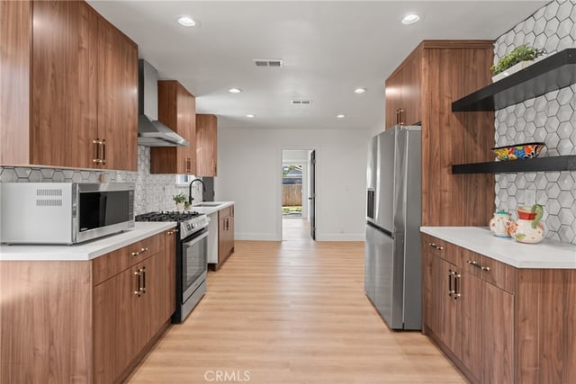 5107 Cimarron, Los Angeles, CA 90062 — photo 10 of 29