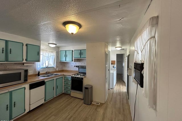 93 Pansy Place 93, Ventura, CA 93004 — photo 17 of 22