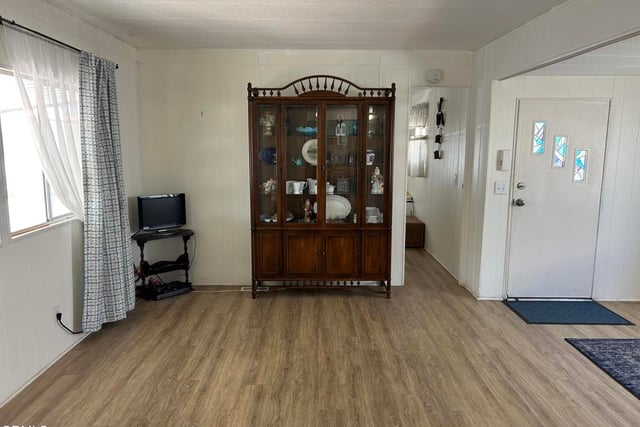 93 Pansy Place 93, Ventura, CA 93004 — photo 4 of 22