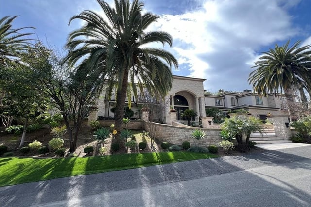 2855 Oak Knoll Drive, Diamond Bar, CA 91765 — photo 4 of 41