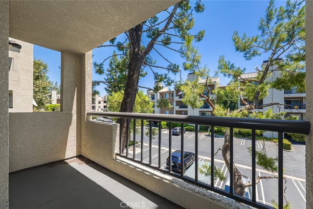 5500 Owensmouth 218, Woodland Hills, CA 91367 — photo 14 of 17