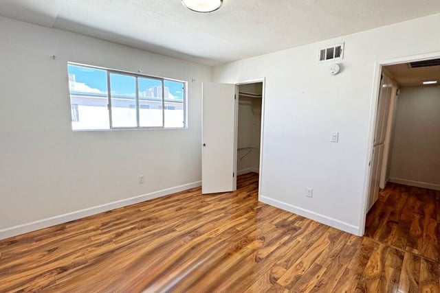 18550 Hatteras Street 100, Tarzana, CA 91356 — photo 43 of 49
