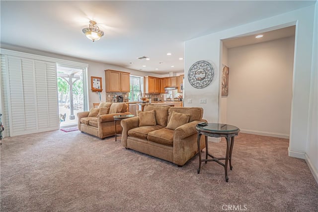 29164 Harmony Way, Saugus, CA 91390 — photo 13 of 37