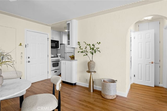 2035 4th street 202C, Santa Monica, CA 90405 — photo 16 of 41
