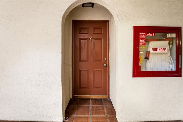 2035 4th street 202C, Santa Monica, CA 90405 — photo 3 of 41