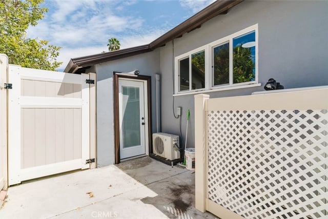 7725 Loma Verde Avenue, Canoga Park, CA 91304 — photo 46 of 54