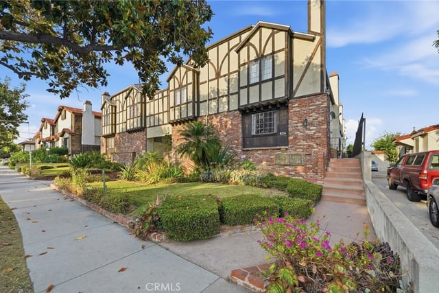 824 S Stoneman Avenue 16, Alhambra, CA 91801 — photo 3 of 26
