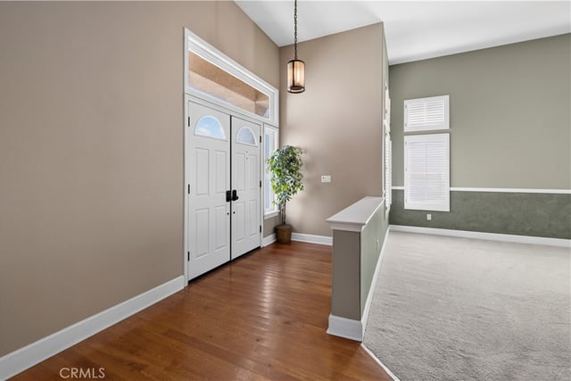 21658 Canyon Heights Circle, Saugus, CA 91390 — photo 11 of 75