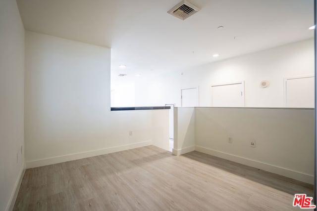 3810 Wilshire Boulevard 1209, Los Angeles, CA 90010 — photo 11 of 34