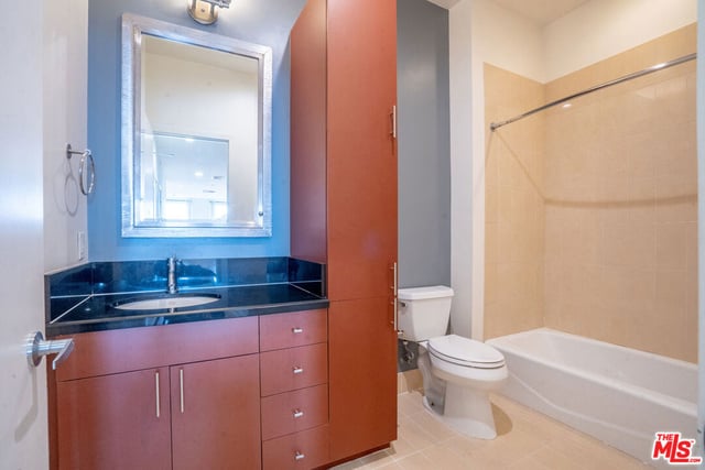 3810 Wilshire Boulevard 1209, Los Angeles, CA 90010 — photo 15 of 34