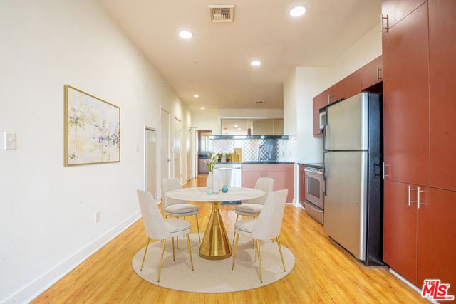 3810 Wilshire Boulevard 1209, Los Angeles, CA 90010 — photo 20 of 34