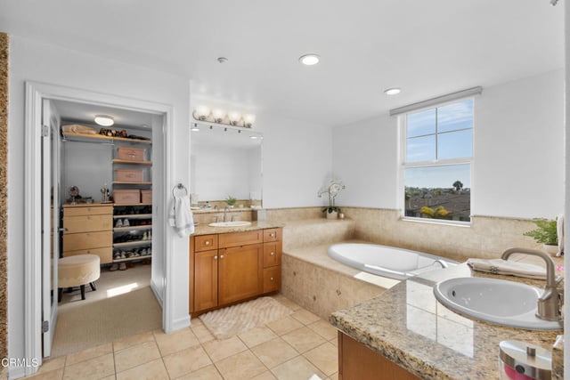 1560 Seabridge Lane, Oxnard, CA 93035 — photo 16 of 36