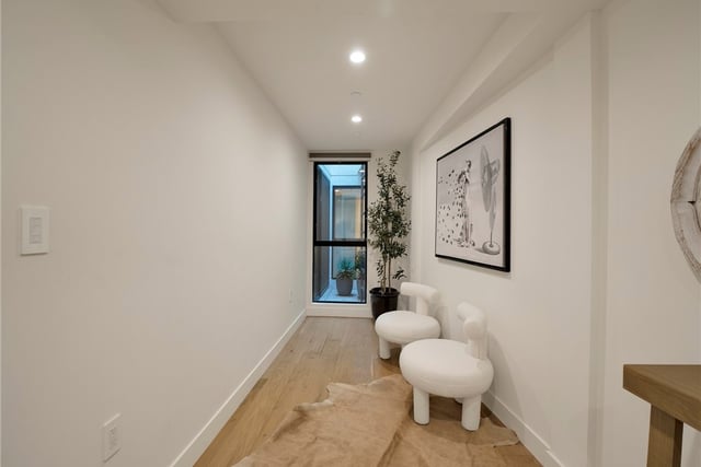 17043 Cotter Place, Encino, CA 91436 — photo 28 of 38