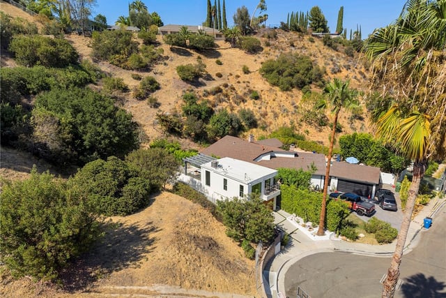 17043 Cotter Place, Encino, CA 91436 — photo 34 of 38
