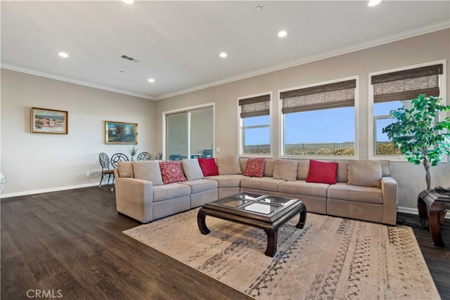 18619 Cedar Crest Drive, Canyon Country, CA 91387 — photo 17 of 68