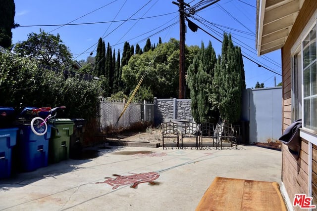338 W Avenue 37, Los Angeles, CA 90065 — photo 11 of 24