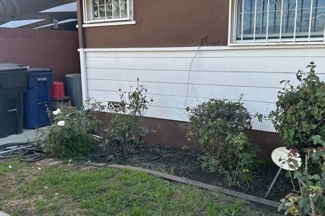 11908 Daleside Avenue, Hawthorne, CA 90250 — photo 4 of 8