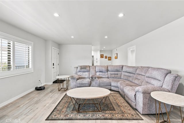 5354 Lindley Avenue 209, Encino, CA 91316 — photo 13 of 34