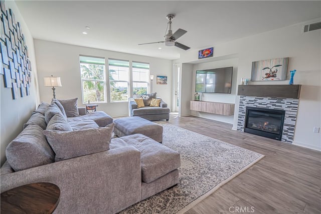 4060 Tradewinds Drive, Oxnard, CA 93035 — photo 17 of 29