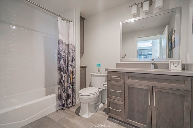 4060 Tradewinds Drive, Oxnard, CA 93035 — photo 6 of 29